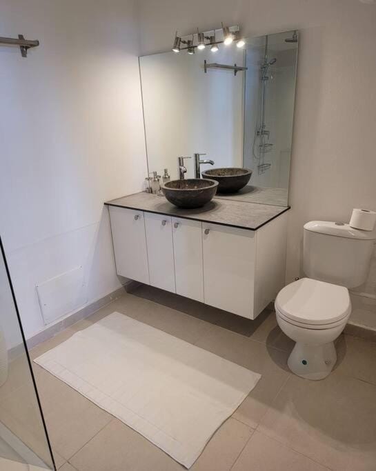 Toilet, Bathroom