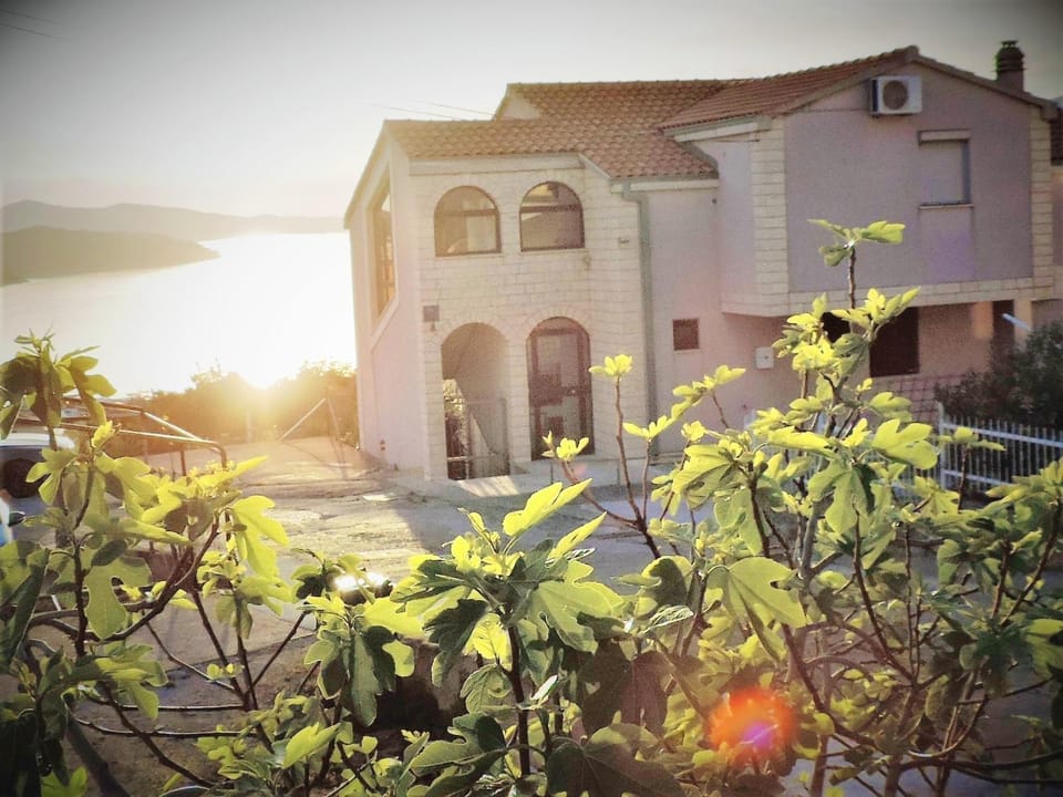 Property building, Sunset