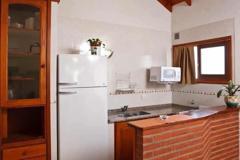 Kitchen or kitchenette, minibar, pet friendly, stove