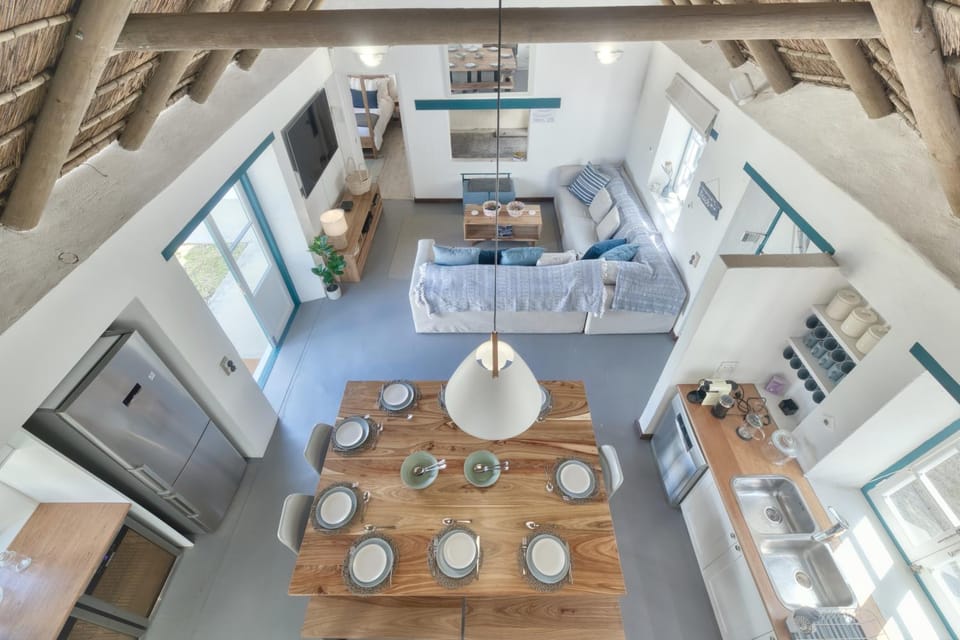 Living room, Dining area, kitchen