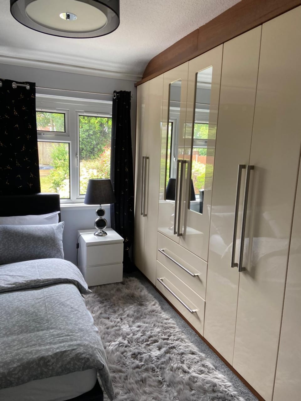 Bed, Bedroom, wardrobe