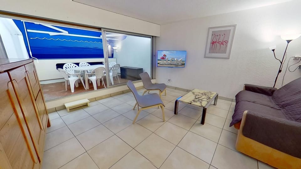 Balcony/Terrace, Living room