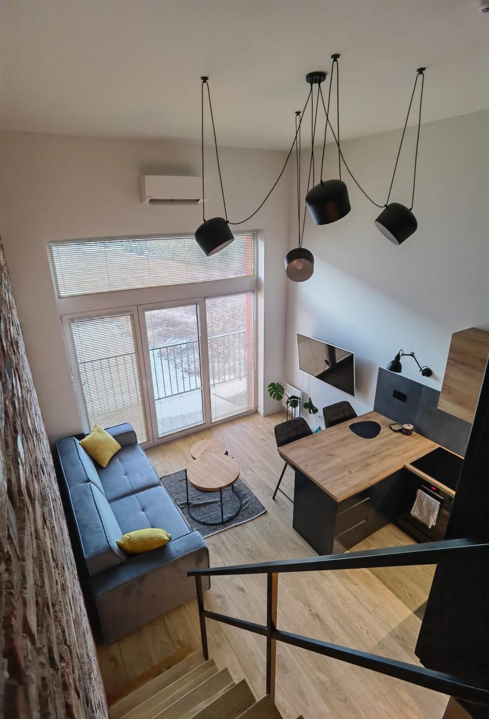Apartament Loft Studio Airport blisko lotniska Zarembowicza lotnisko Apartment in Wroclaw