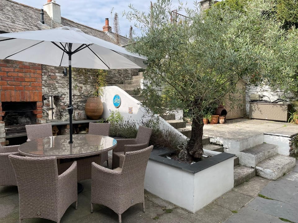 Inner courtyard view