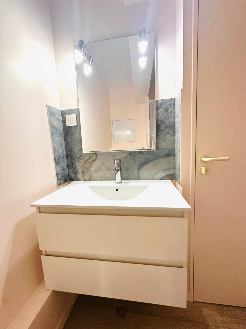 COUP DE CŒUR - HYPER CENTRE - WIFI Apartment in Le Mans