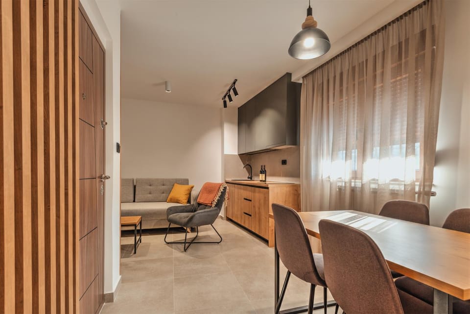 Living room, Seating area, Dining area, kitchen