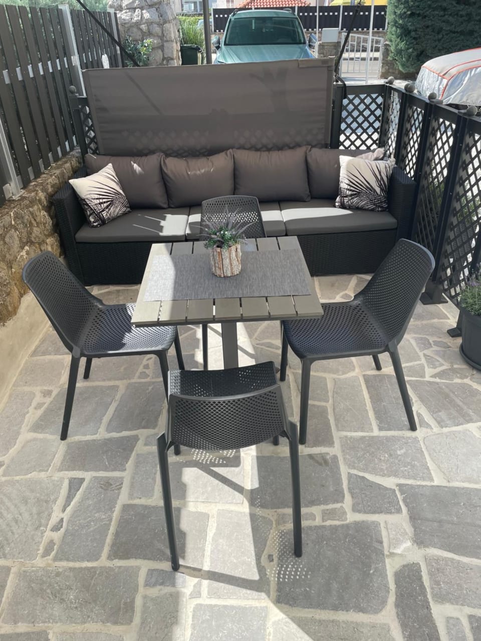 Patio, Seating area