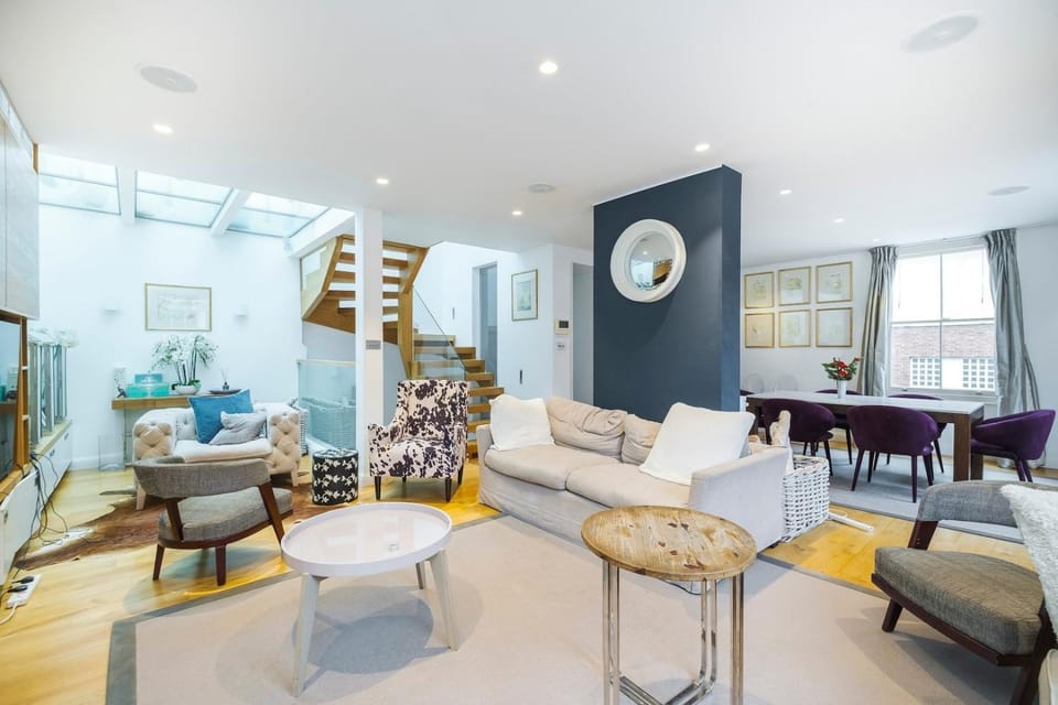 Classy 5BR Roof Terraced Fully AC Kensington House House in City of Westminster
