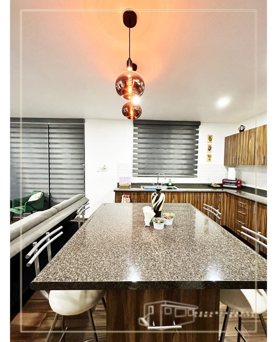 Kitchen or kitchenette, kitchen, kitchen