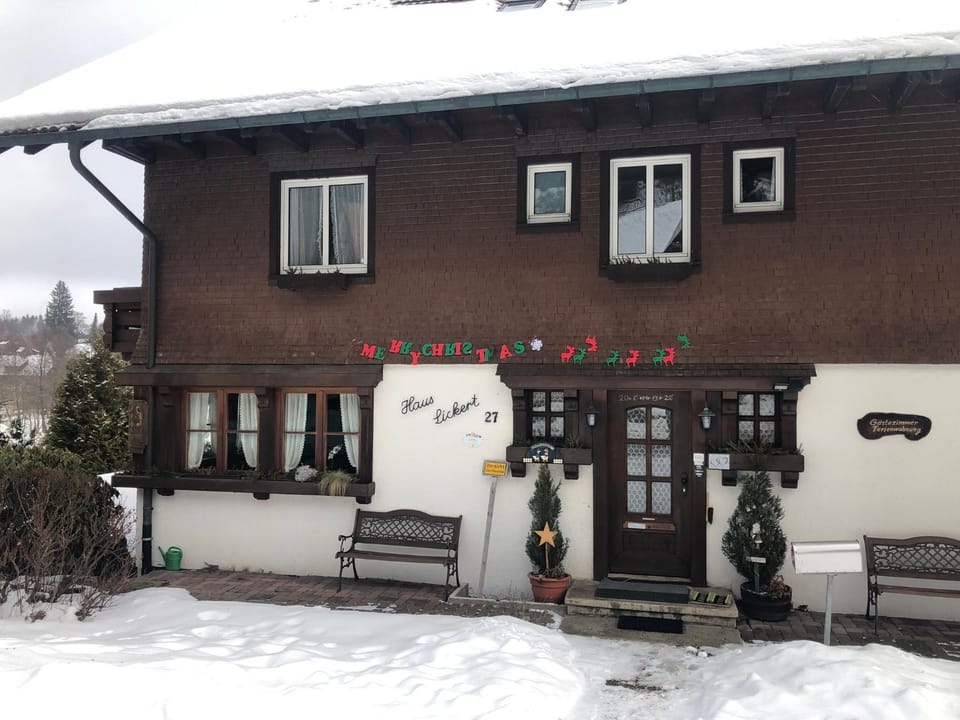 Property building, Winter