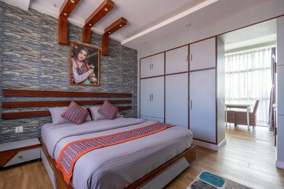 Bed, Photo of the whole room, Bedroom