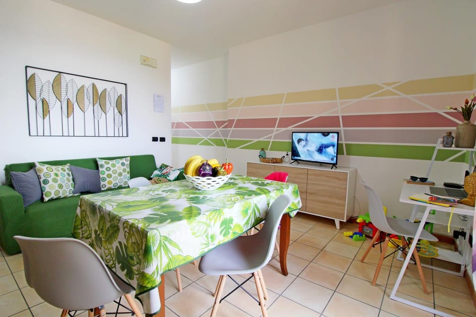 Living room, kitchen