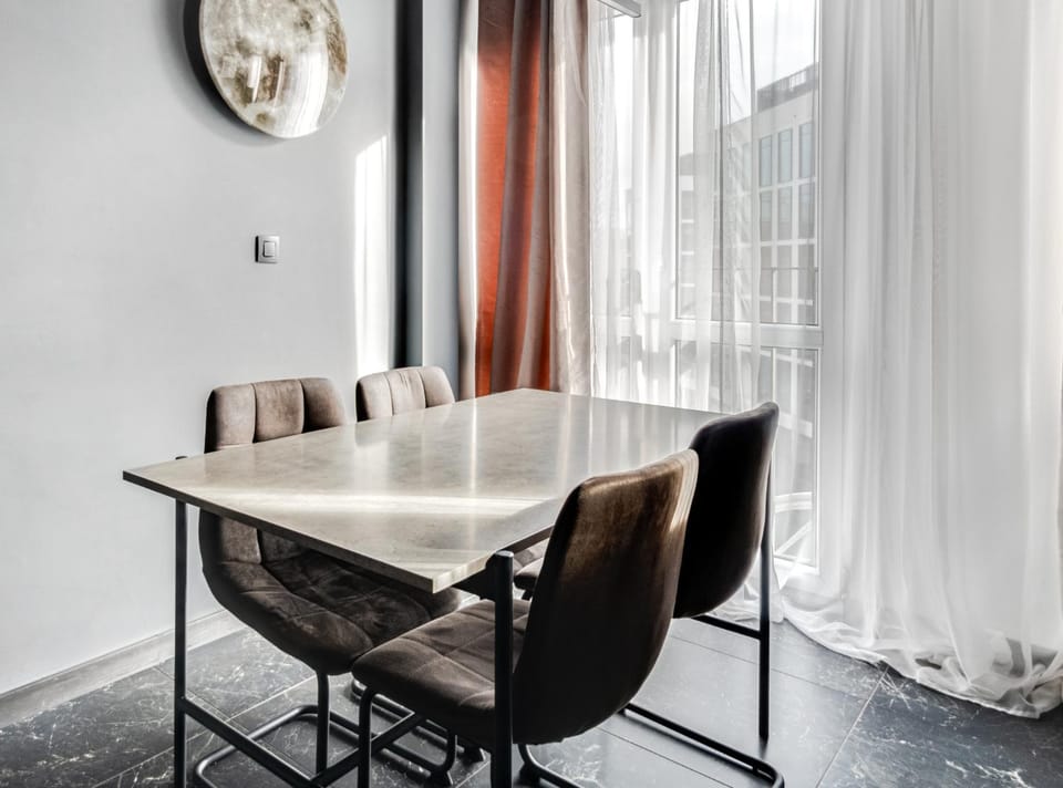 Seating area, Dining area