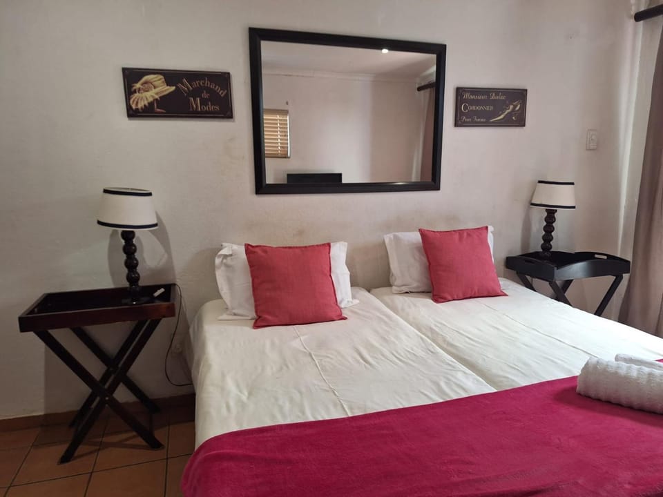 Bono Luxury Guesthouse Bed and Breakfast in Gauteng