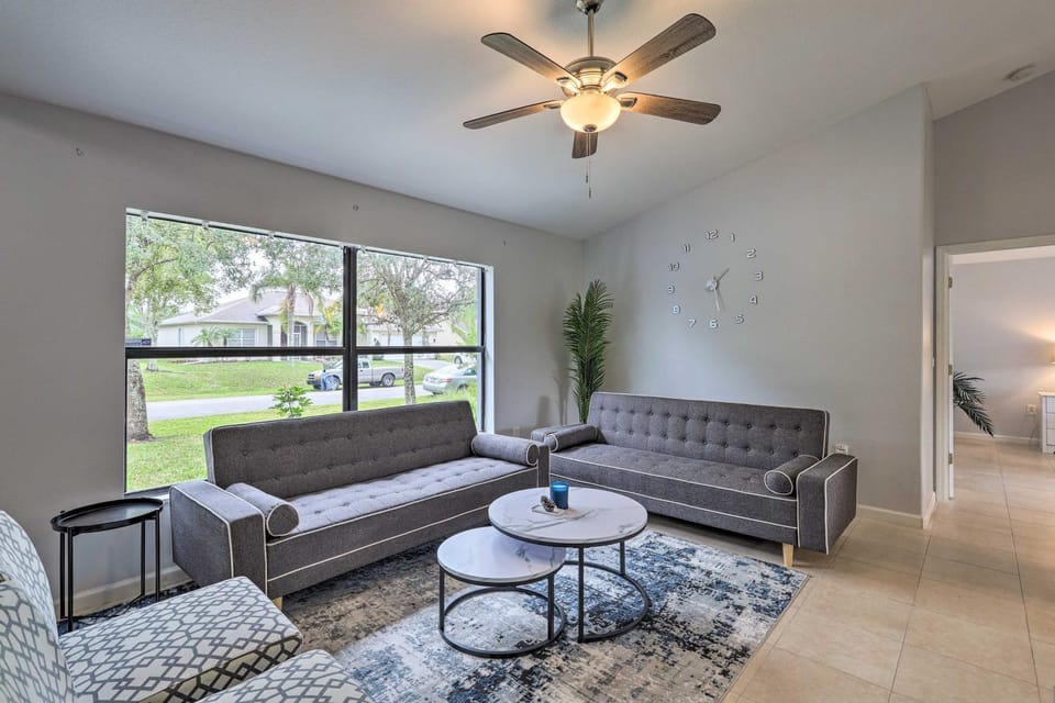 Charming Palm Bay Retreat with Spacious Yard! House in Palm Bay