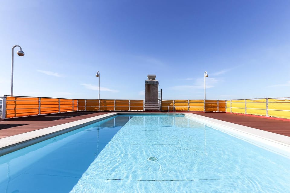 Pool view, Swimming pool