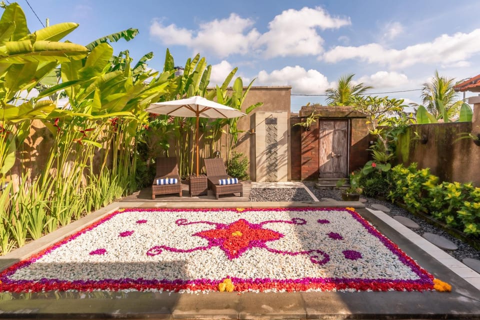 Garden, Swimming pool, Swimming pool