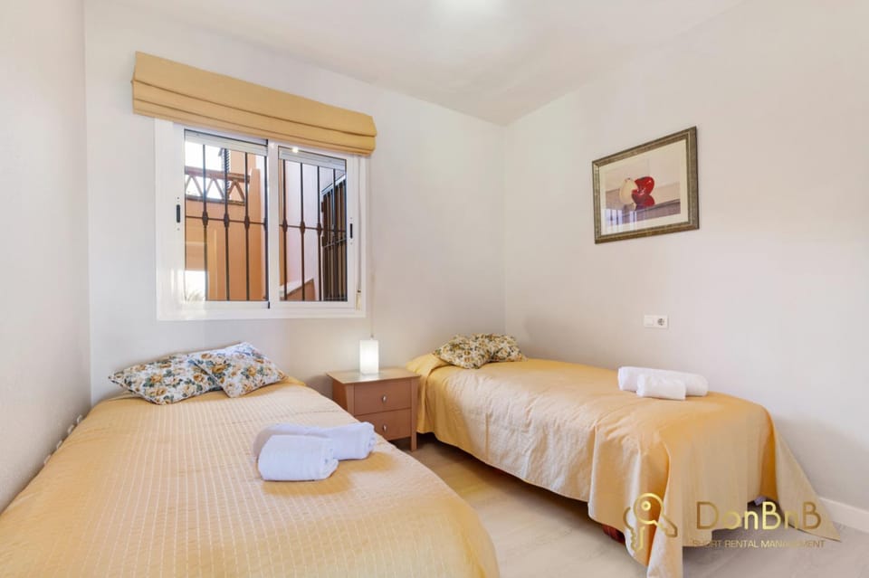 Beautiful apartment with sea view in Mijas costa Apartment in Costa del Sol