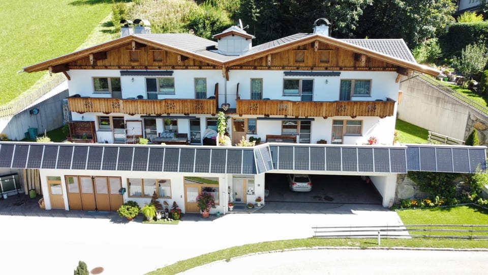 Ferienwohnung Natural B Apartment in Tyrol