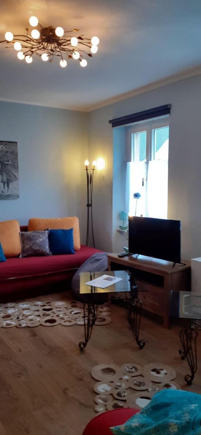 TV and multimedia, Living room, Seating area