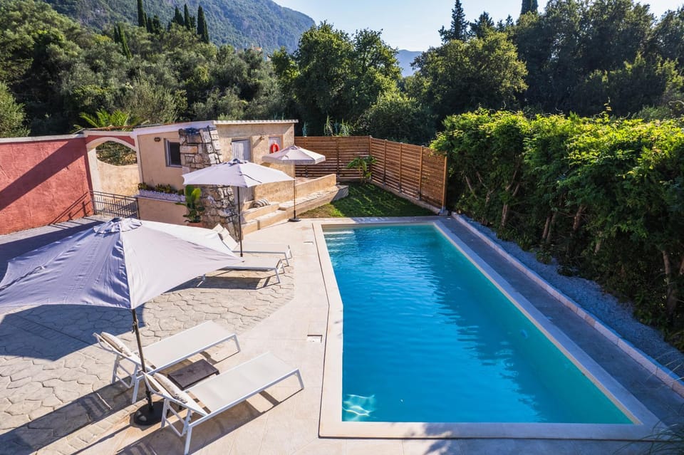 Natural landscape, Garden, Garden view, Mountain view, Pool view, Swimming pool