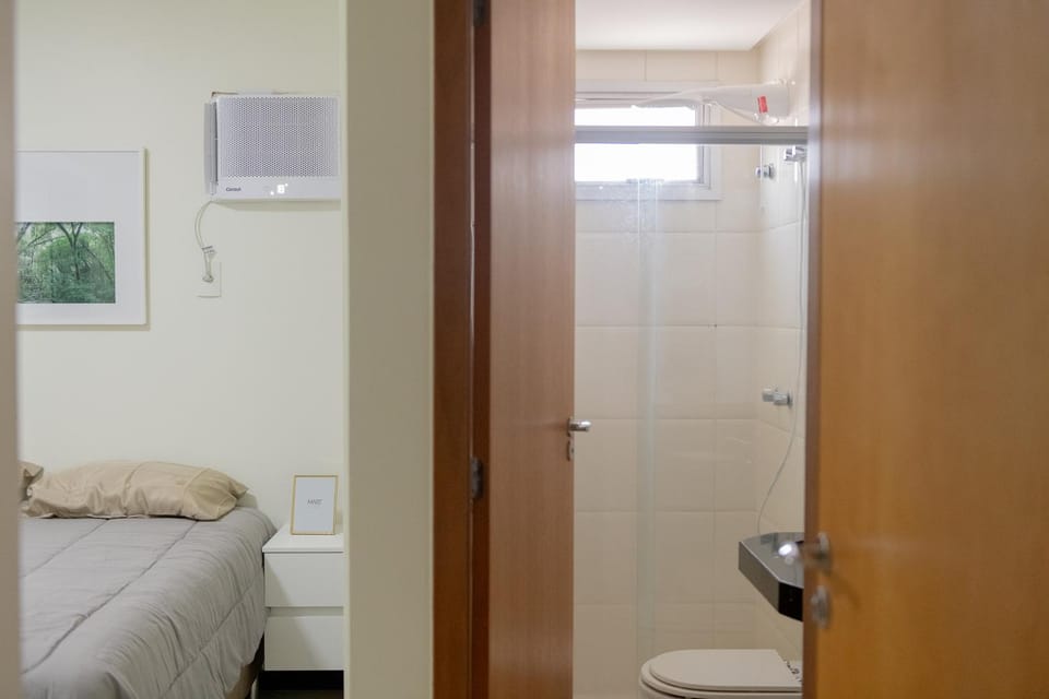 2201 FLAT Luxo 2 Quartos 1 Suite próx Cebrom Araújo Jorge Apartment in Goiania
