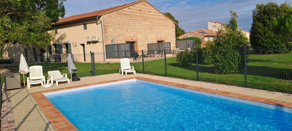 Domaine le Caprougeat Bed and Breakfast in Occitanie