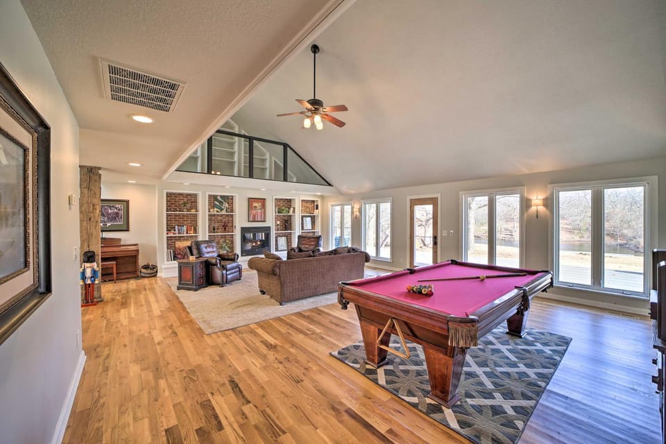 Grand Tulsa Getaway with Private Pond, Dock & Deck House in Tulsa