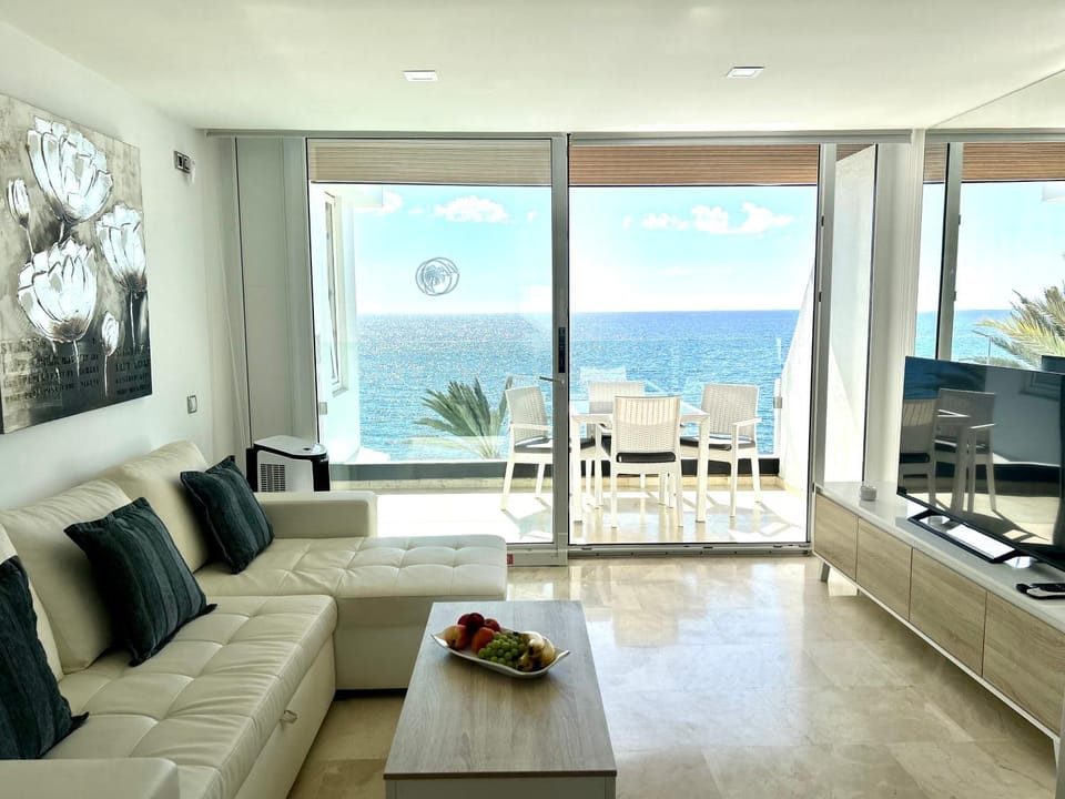 Balcony/Terrace, Living room, Sea view
