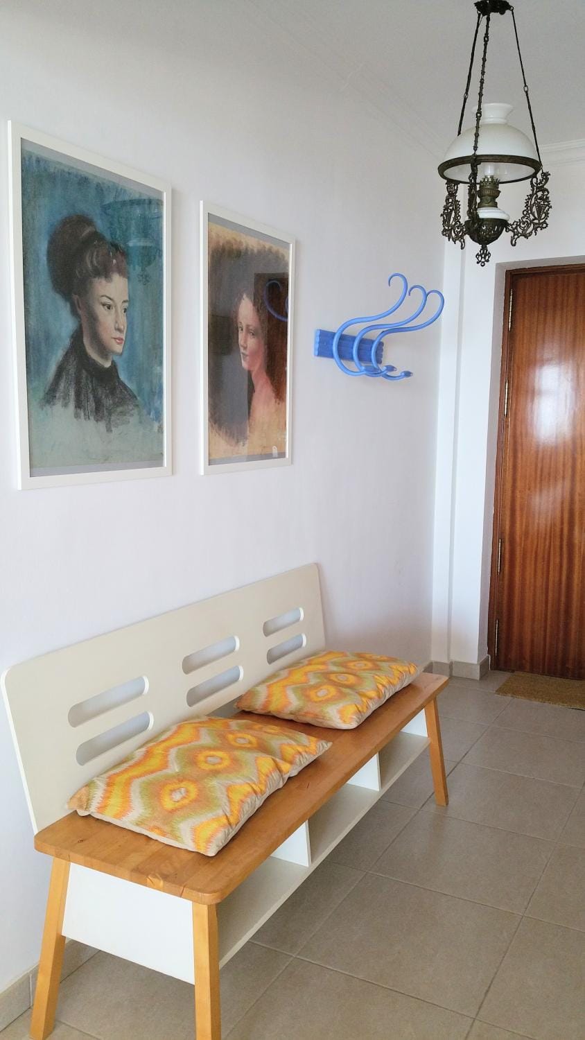 Other, Seating area