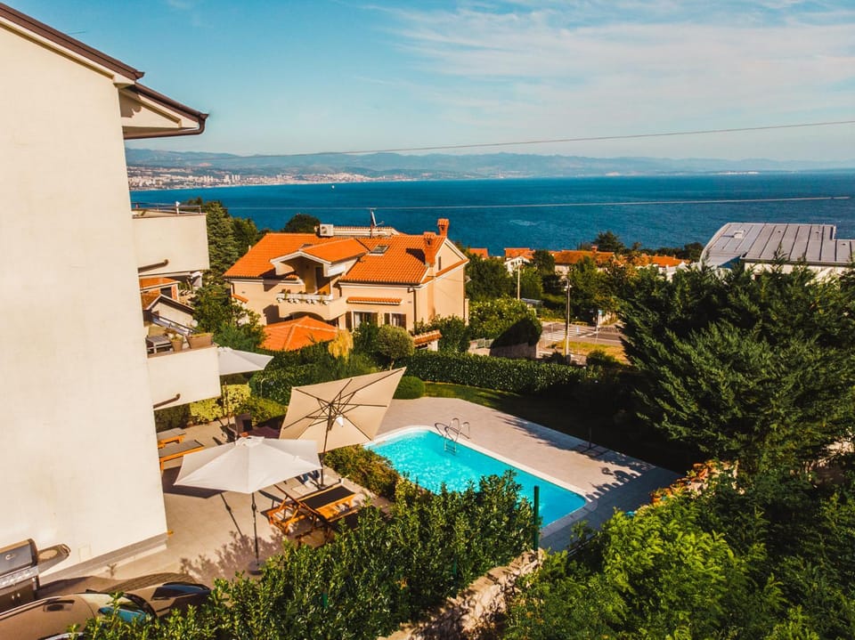 View (from property/room), Pool view, Sea view