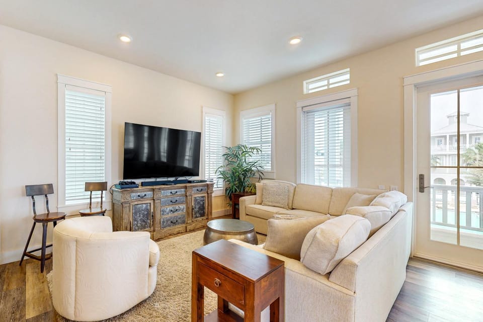 Live, Love, Laugh at Palmilla Beach House in Port Aransas