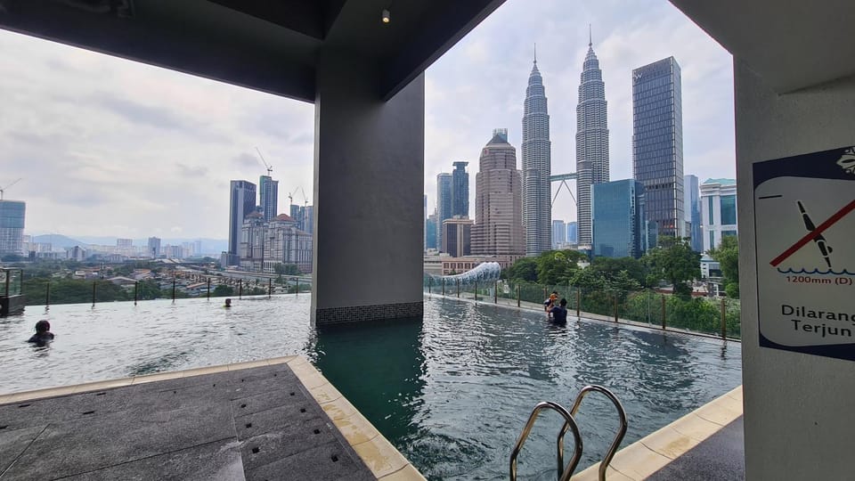 Pool view, Swimming pool