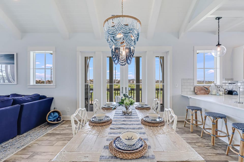 Blue Pelican at Palmilla Beach House in Port Aransas