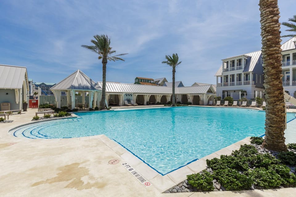 Sleek Beach at Palmilla Beach House in Port Aransas