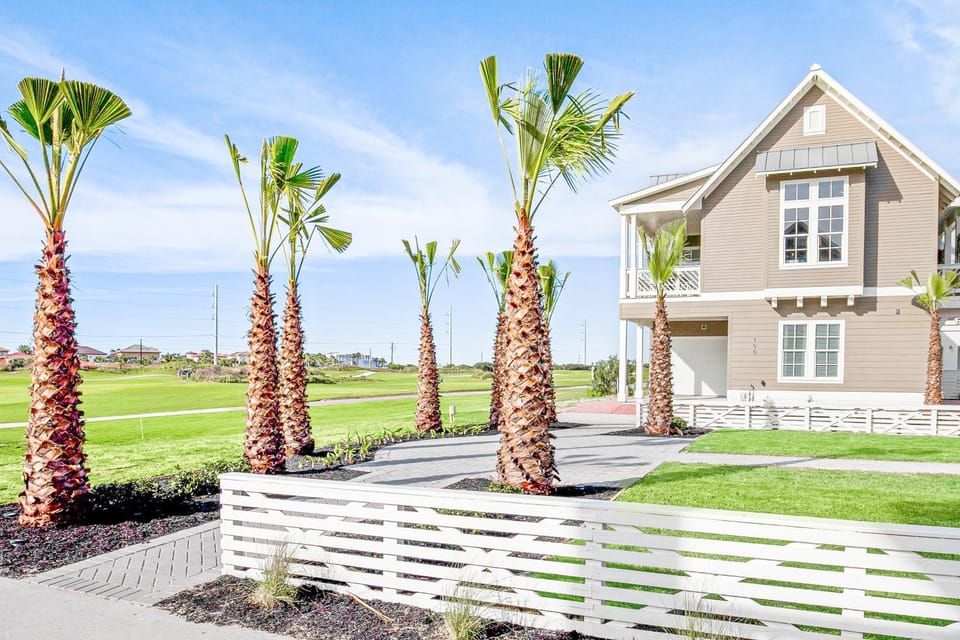 Happiness Radiater at Palmilla Beach House in Port Aransas