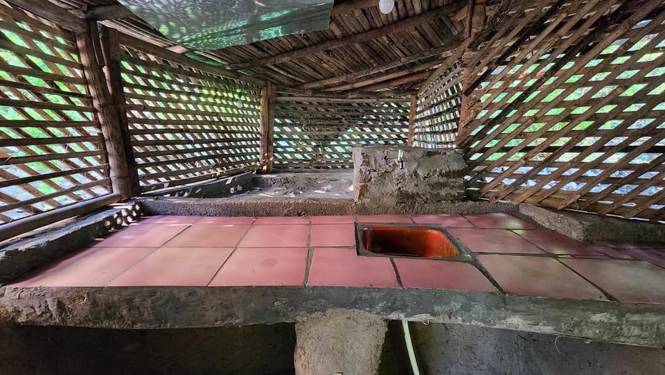 Hobo Huts by the Riverside Nature lodge in Uttarakhand