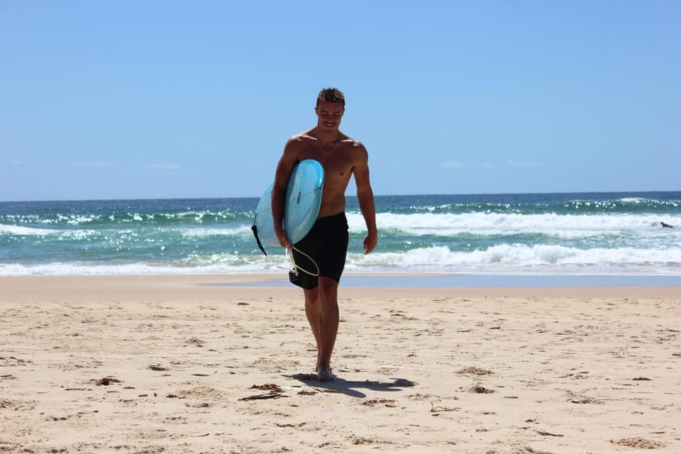 Carramah Noosa Heads Private Noosa Blue Apartment Pool, Quiet Location, Walk to Hastings Apartment in Noosa Heads