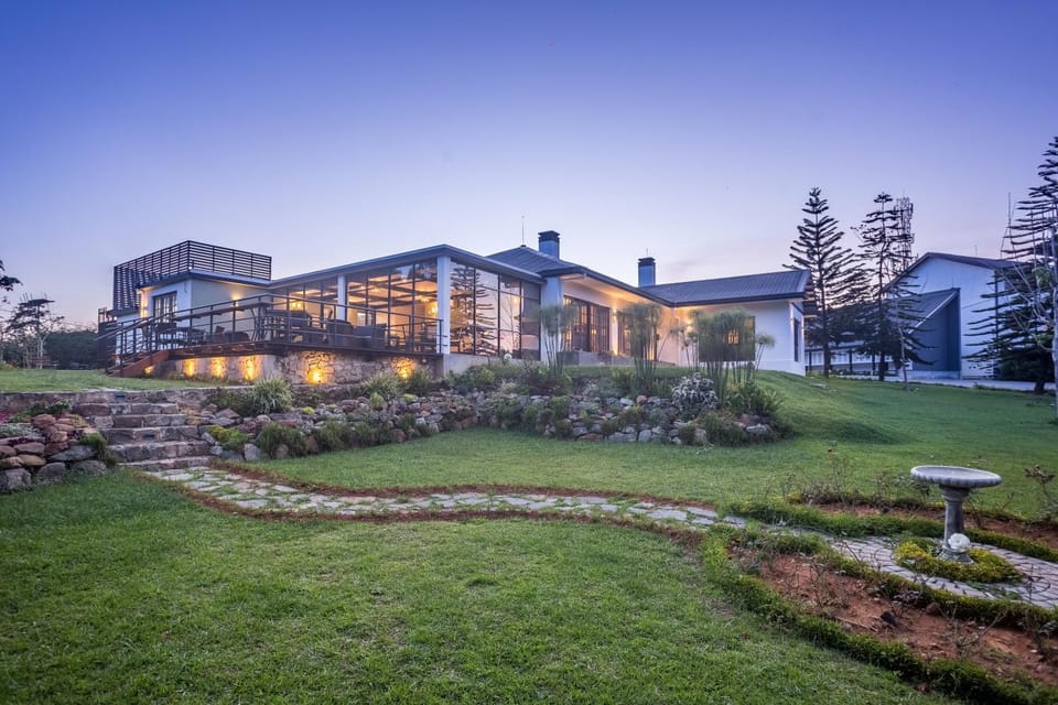 Property building, Restaurant/places to eat, Garden, View (from property/room)