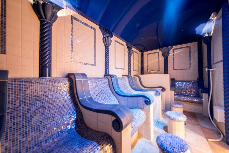 Sauna, Steam room, Spa and wellness centre/facilities