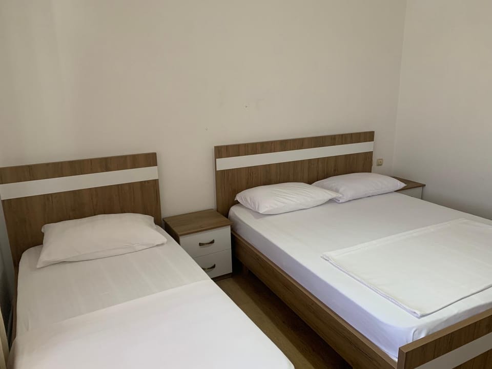 Familiar Apartments!Near the Beach & Butrinti Lake! Apartment in Ksamil
