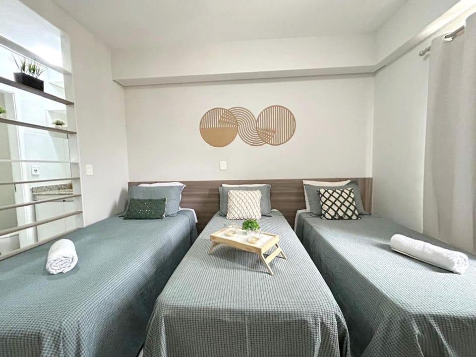 Bed, Living room, Photo of the whole room, Bedroom, towels