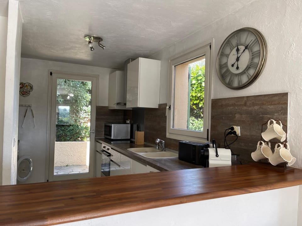 Villa Lucie House in Valbonne