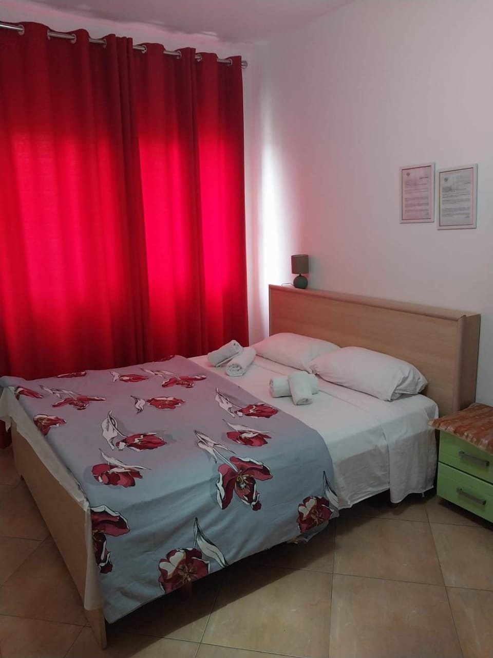 Home sweet Home 2 - Guest House Bed and Breakfast in Tirana