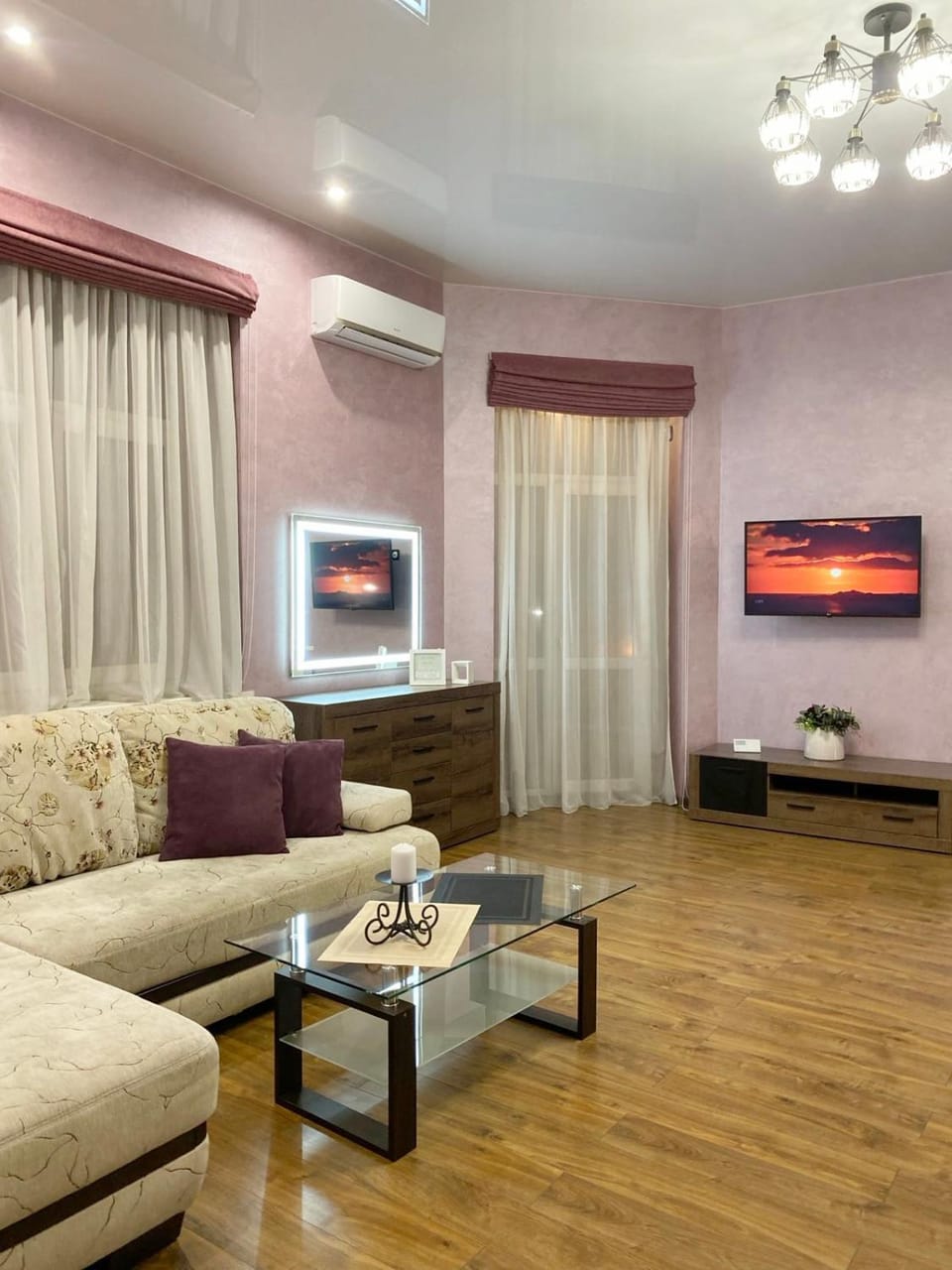 Аpartment з балконом ЖД вокзал, Центр Apartment in Lviv