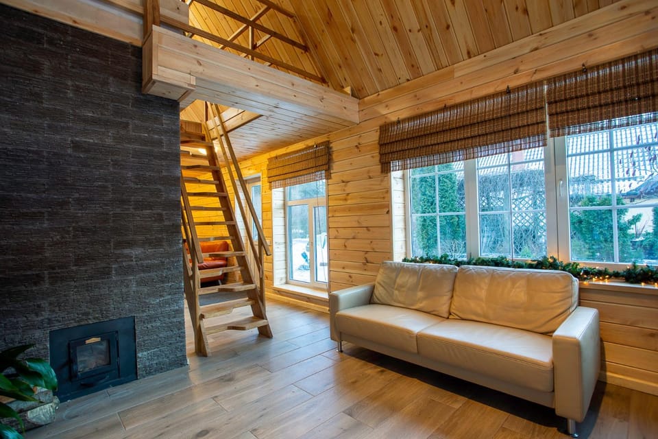Brīvdienu māja mierpilnai ģimenes atpūtai Siltumnīca House in Latvia