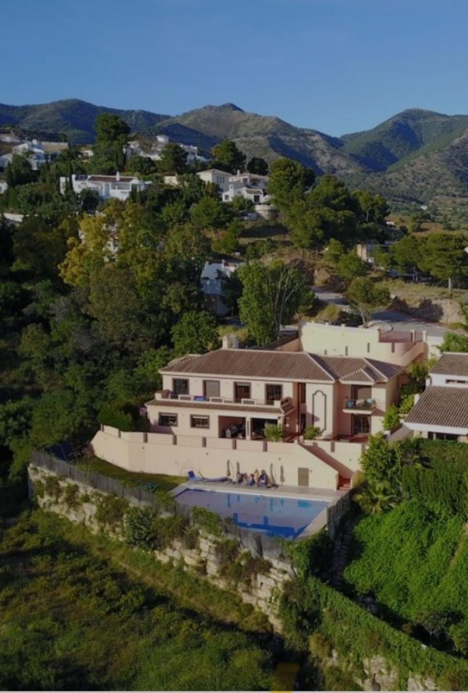 Property building, Bird's eye view