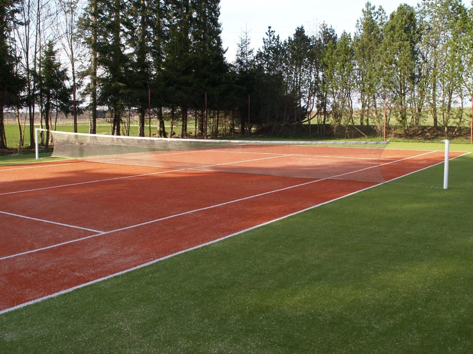 Tennis court
