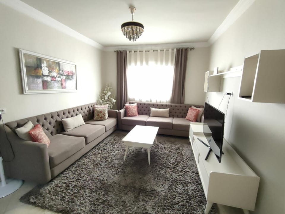Immaculate New Modern Apartment with air conditioner-4 Bed-Beach 7min-S1 Apartment in Tangier