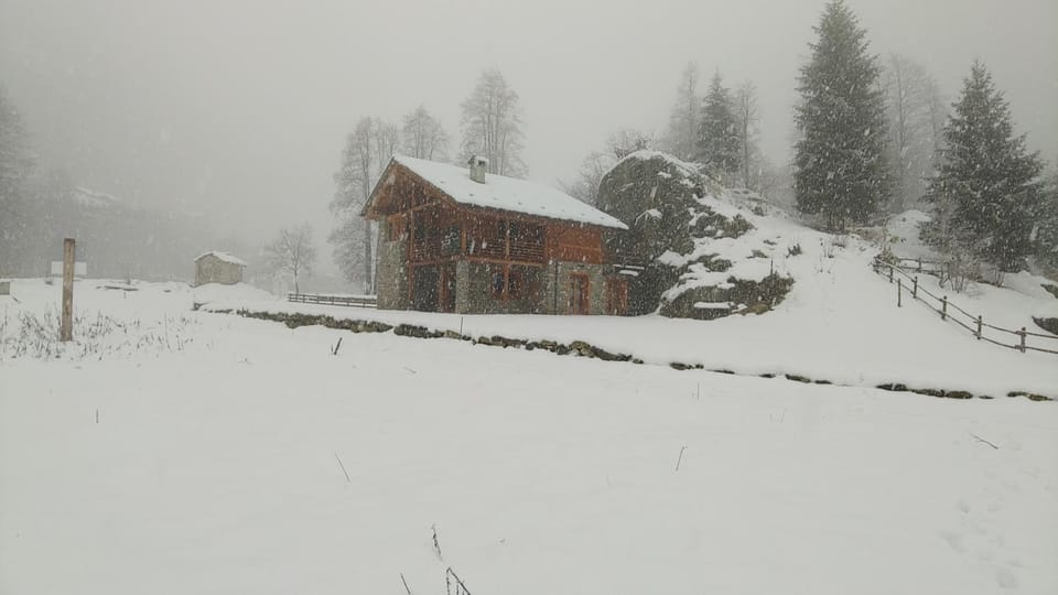 Property building, Winter, Area and facilities